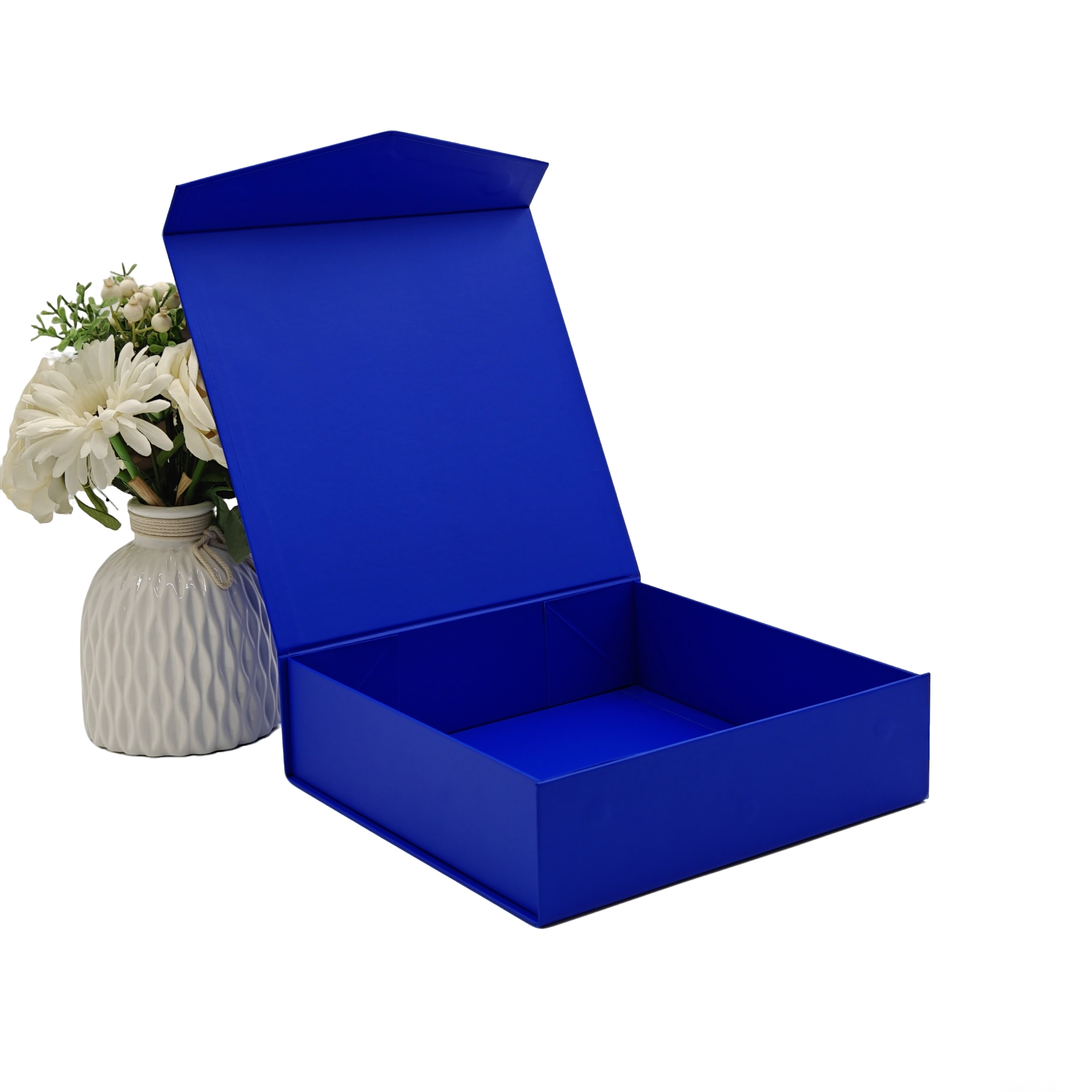 Thumbnail of magnetic flap box with clean custom exterior